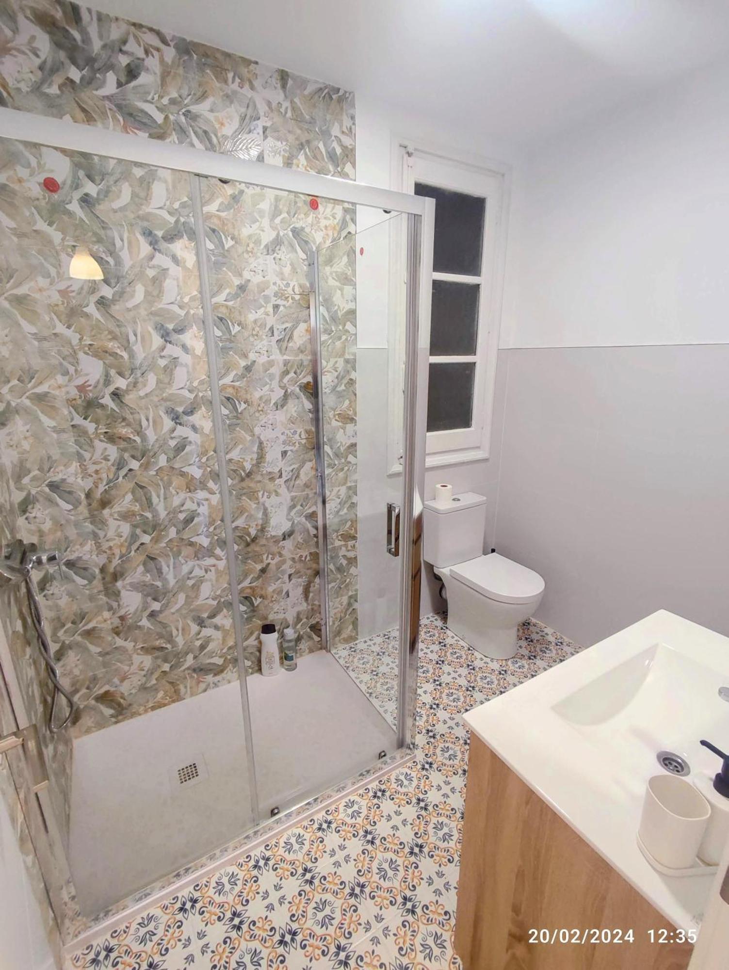 Central Rooms Valencia Downtown - Bruno Apartments Coliving Екстер'єр фото